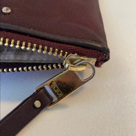 TUMI Dark Red Leather Wallet with Gold Accents - Picture 10 of 10